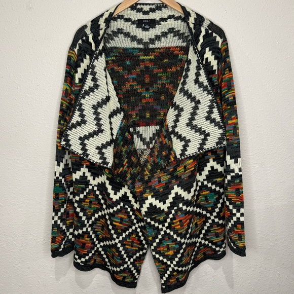 Intro. Aztec Print Cardigan Southwestern Open Front Sweater Women’s Size Medium - Picture 1 of 12